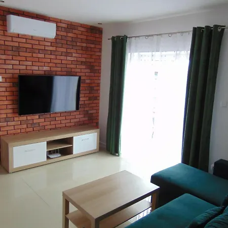 Monik Aparthotel *