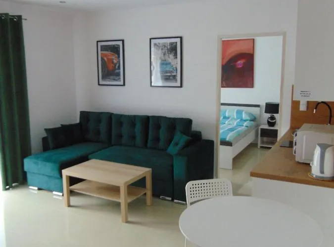 شقة فندقية Monik 3*